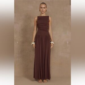 RUNAWAY THE LABEL
NALLA MAXI DRESS - BROWN